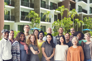 Sou inquilino, posso participar da assembleia? Entenda seus direitos e obrigações no condomínio